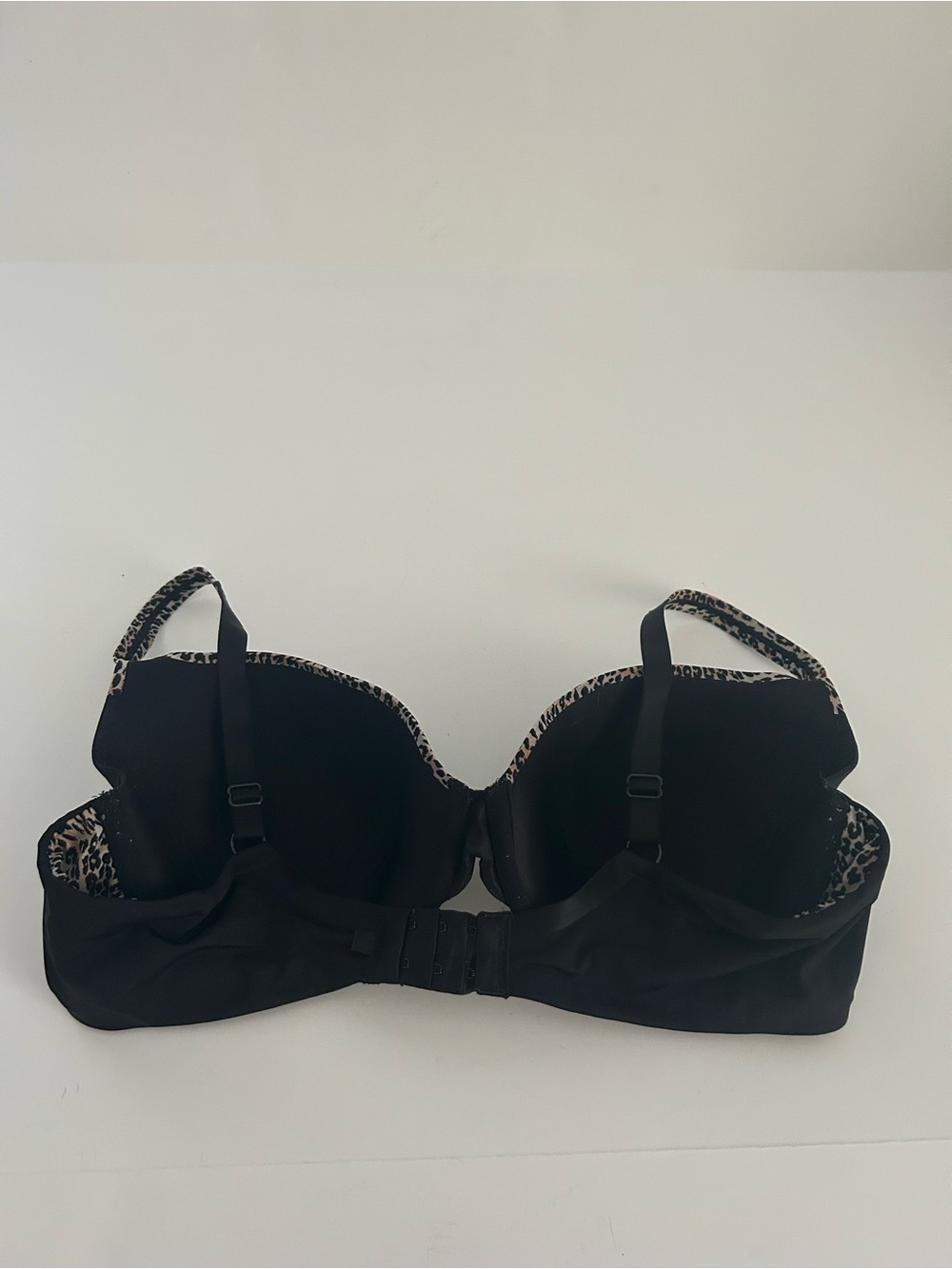 Victoria's Secret Lined Demi Bra with Leopard Trim | Size 38D - Picture 2 of 3